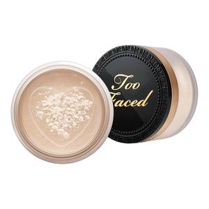 New in Box Too Faced Ethereal Setting Powd…